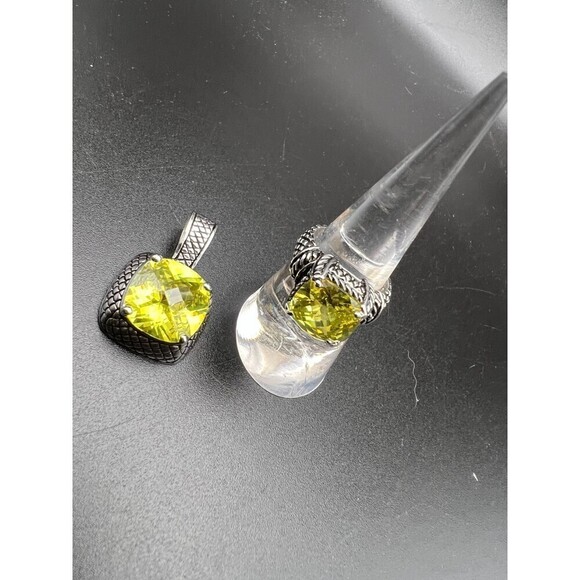 Matching Ring and Pendant - Picture 4 of 6